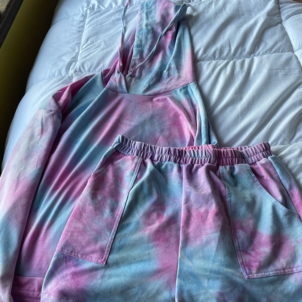tie dye sleep set